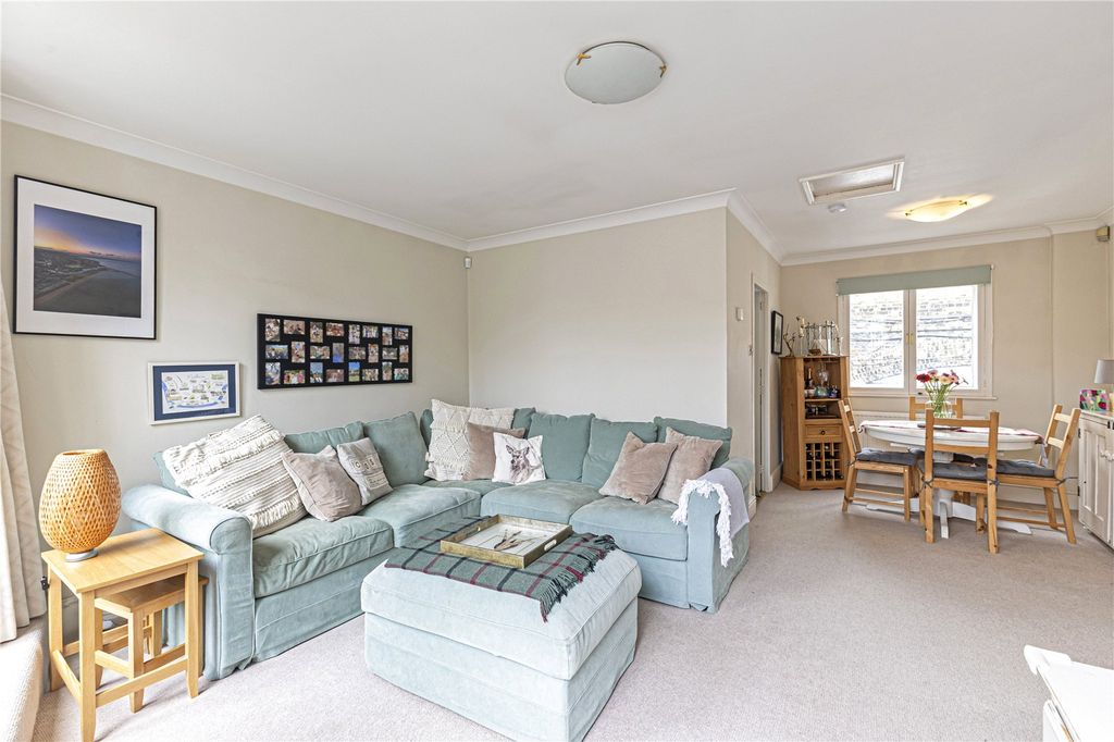 Property photo 3 of 13 Reception Room