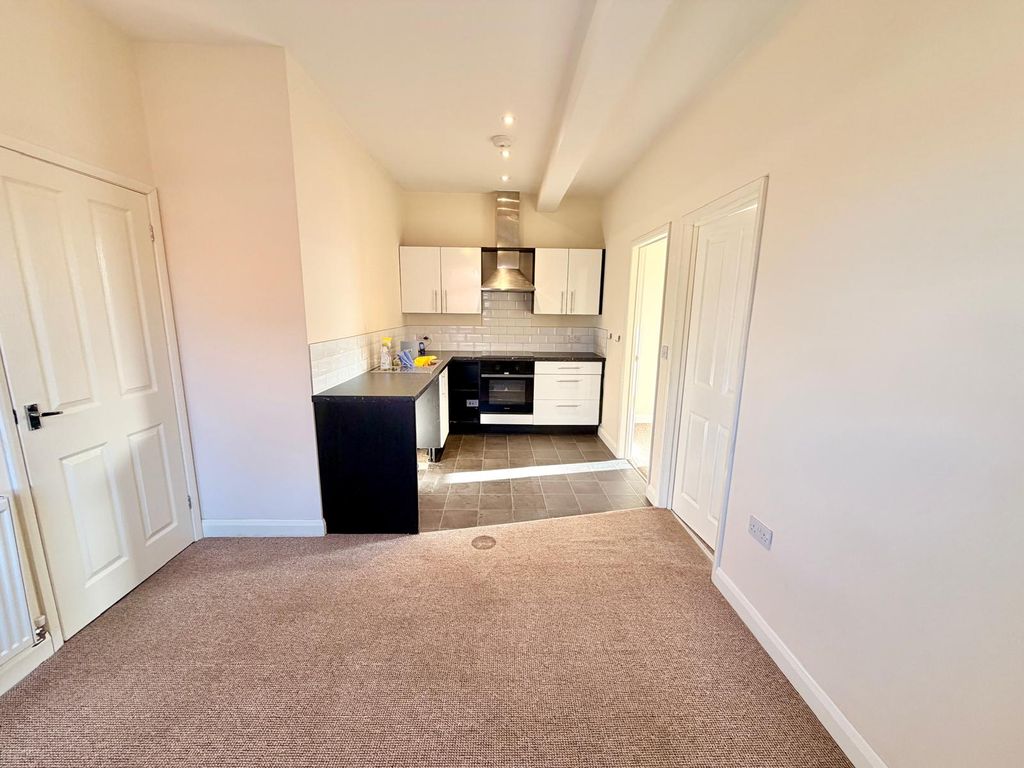 Property photo 2 of 10 Image