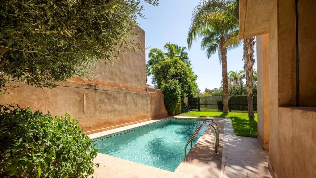 Property photo 1 of 26