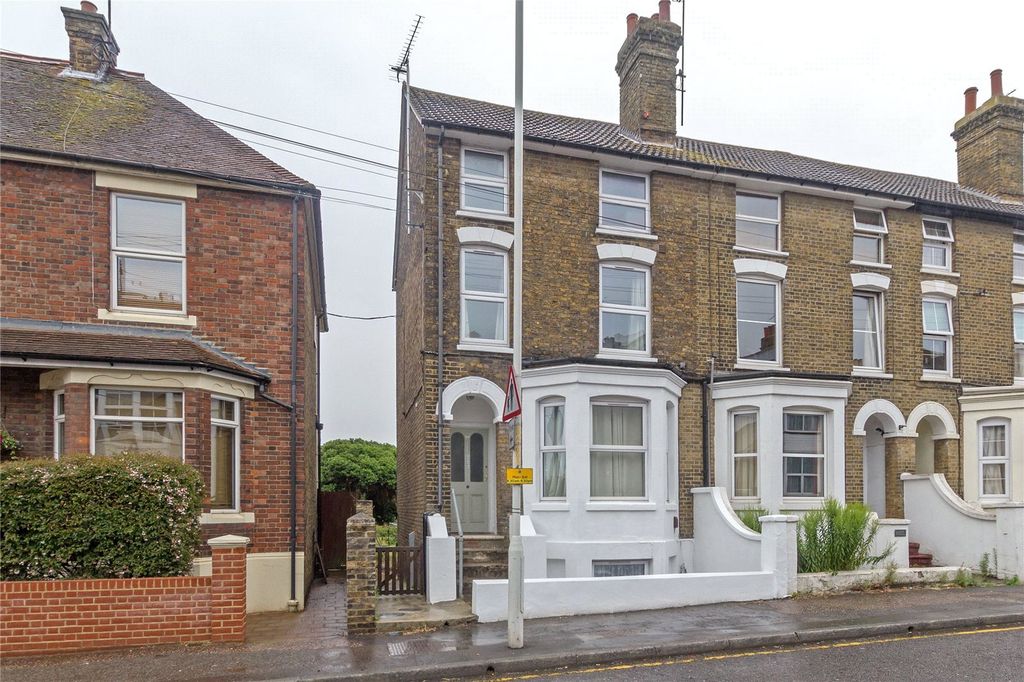 Property photo 1 of 12 Picture No. 02