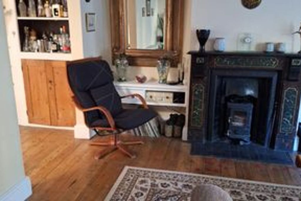 Property photo 3 of 35