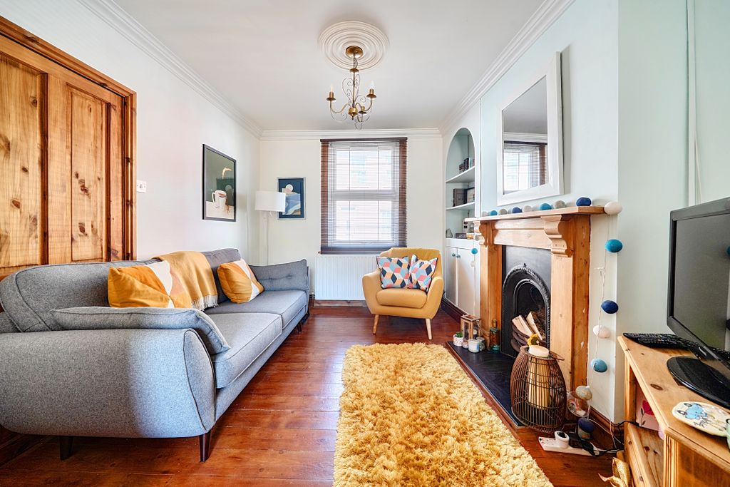 Property photo 3 of 12 1446462769E8c546c7ce0