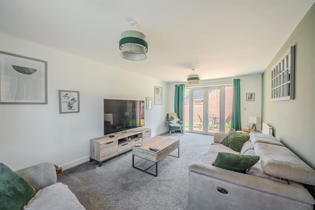 Property photo 3 of 31 19 Lon Ffion-10.Jpg