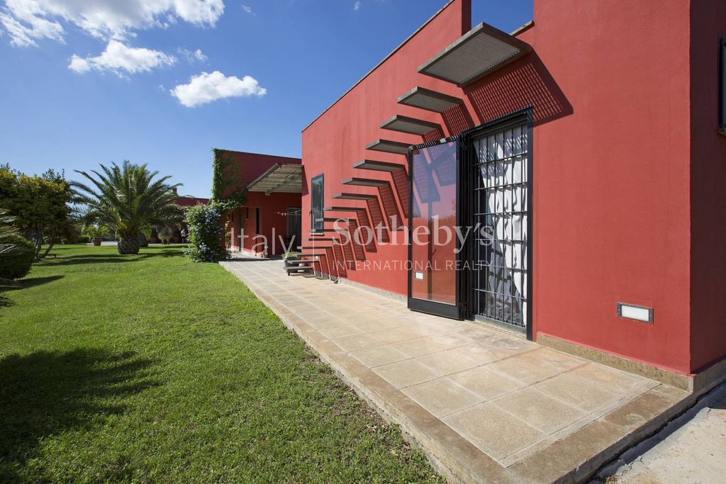 Property photo 3 of 29