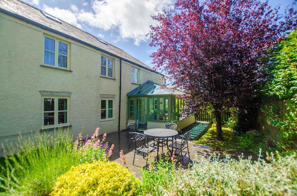 Property photo 2 of 19 Priors Barn Tps Bodmin Branch 01208 74182 -10