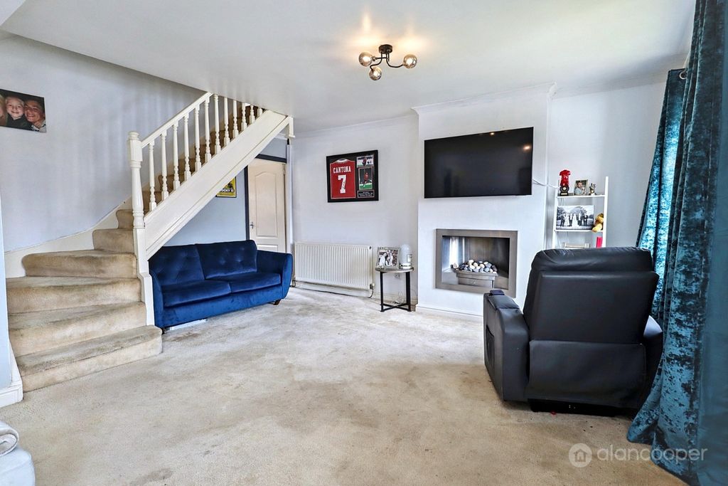Property photo 3 of 23 5066953