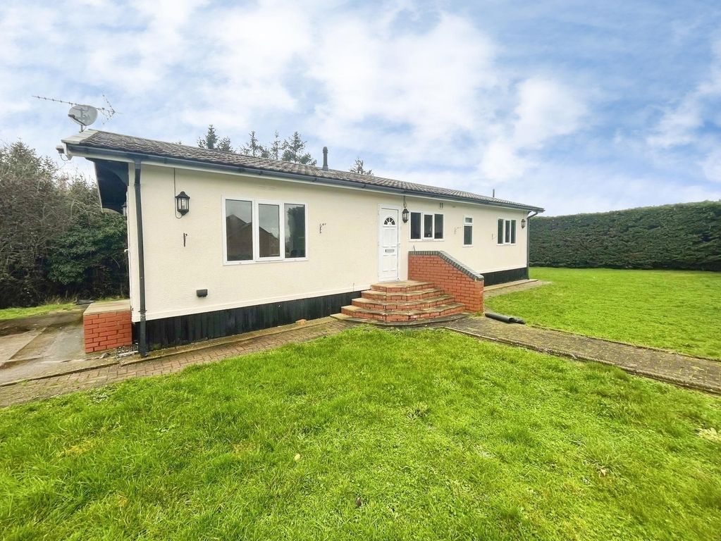 Property photo 1 of 21