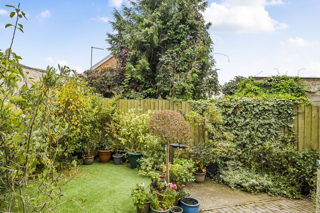 Property photo 2 of 15