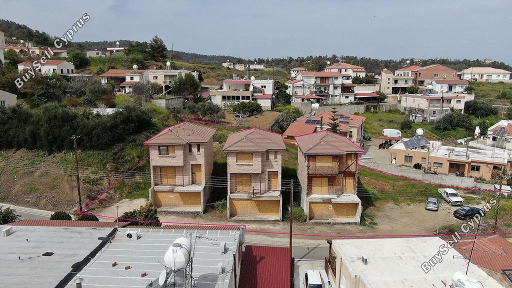 Property photo 2 of 5