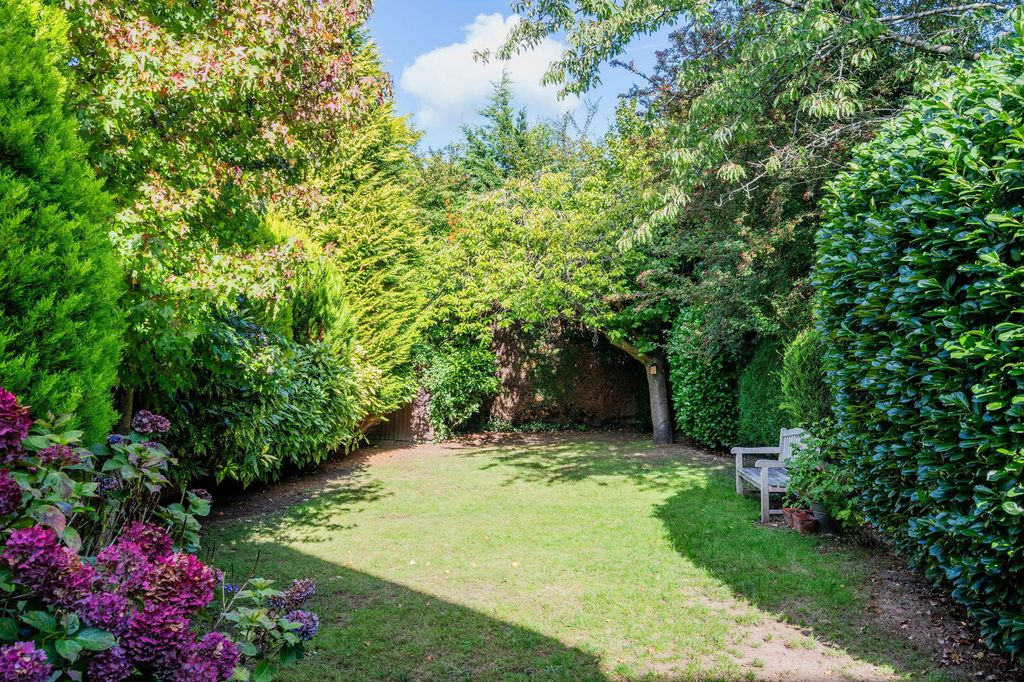 Property photo 3 of 13