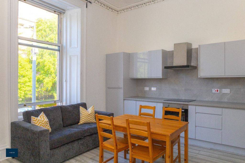 Property photo 2 of 8 Photo 2