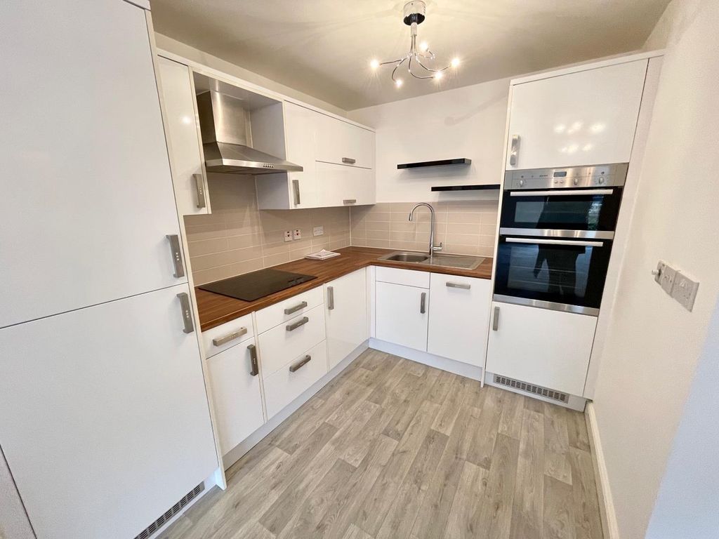 Property photo 3 of 15 Modern  Kitchen Area