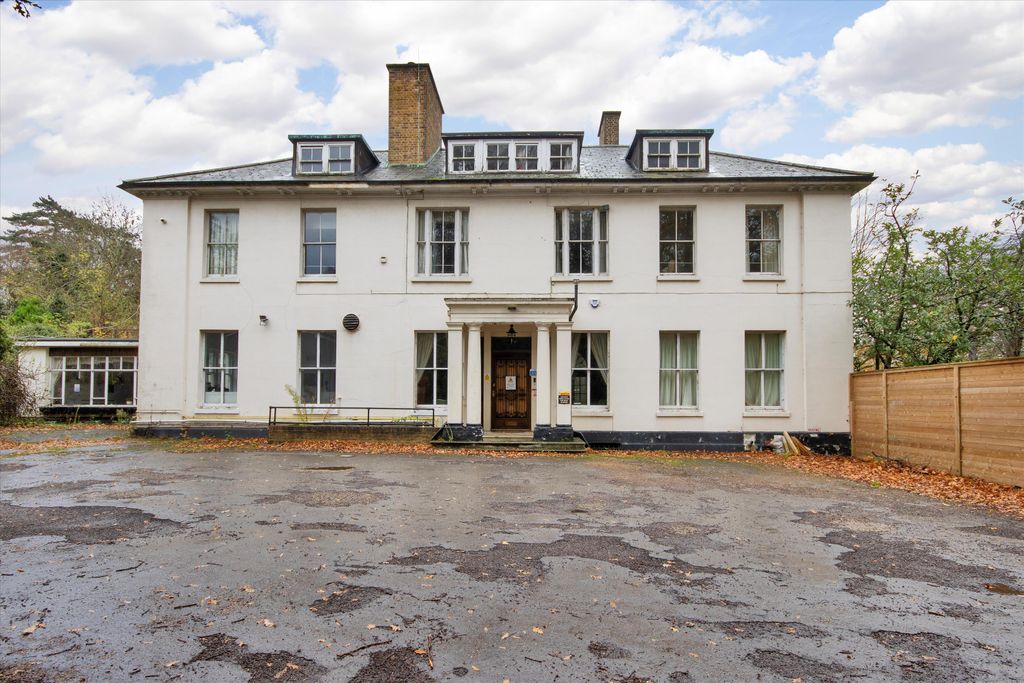 Property photo 1 of 25 Image