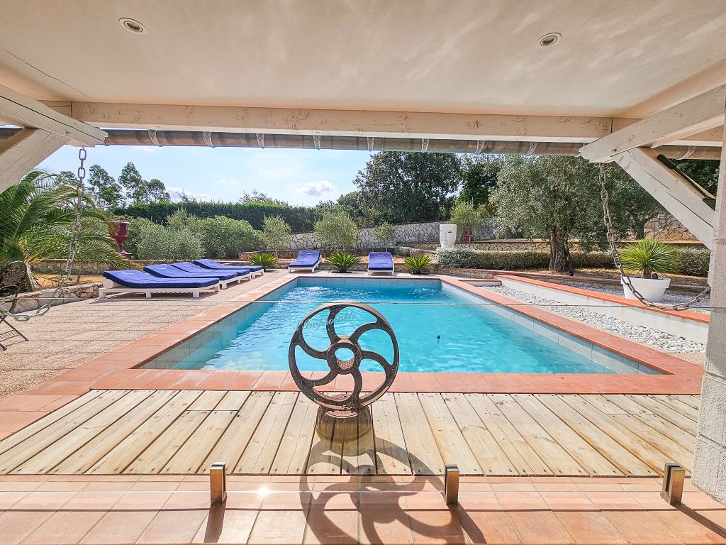 Property photo 3 of 26