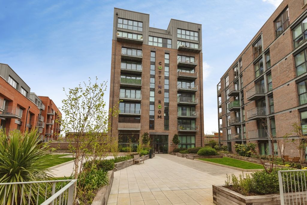 Property photo 1 of 20 Pbox-Img.Jpg