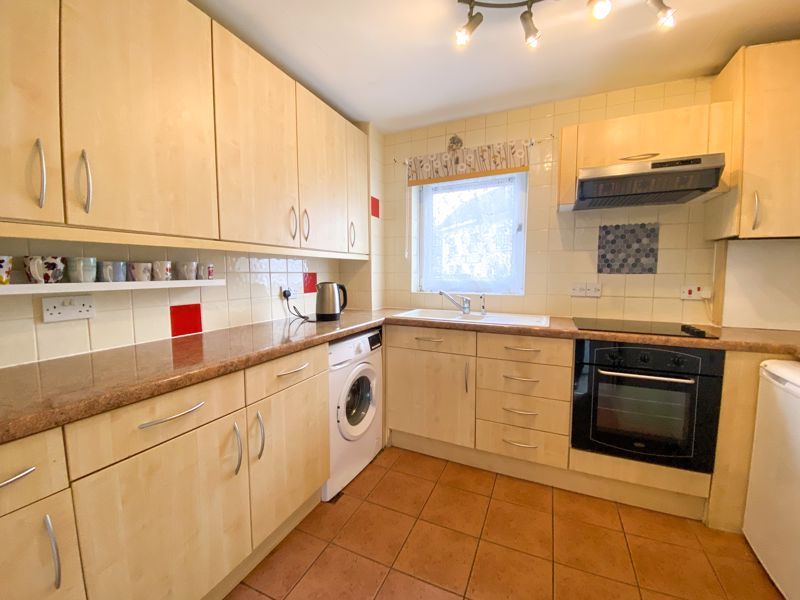 Property photo 2 of 7 Photo 9