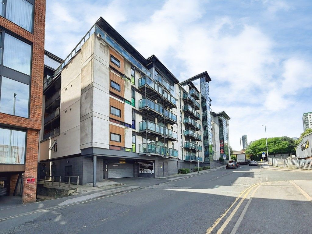 Property photo 1 of 16