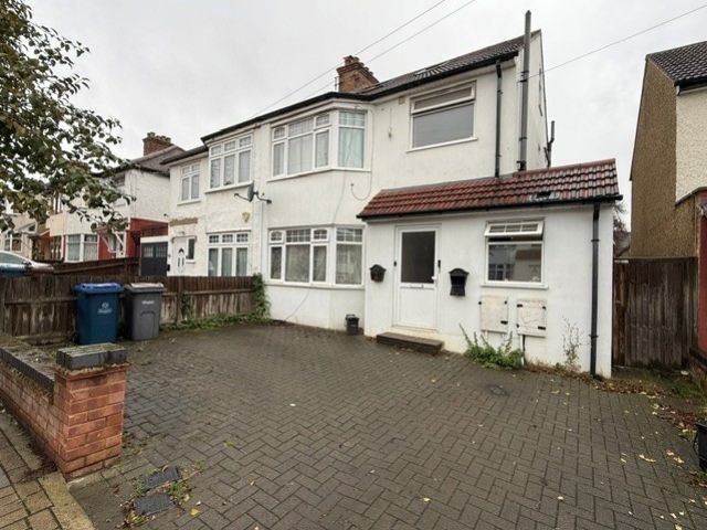 Property photo 1 of 6 Front
