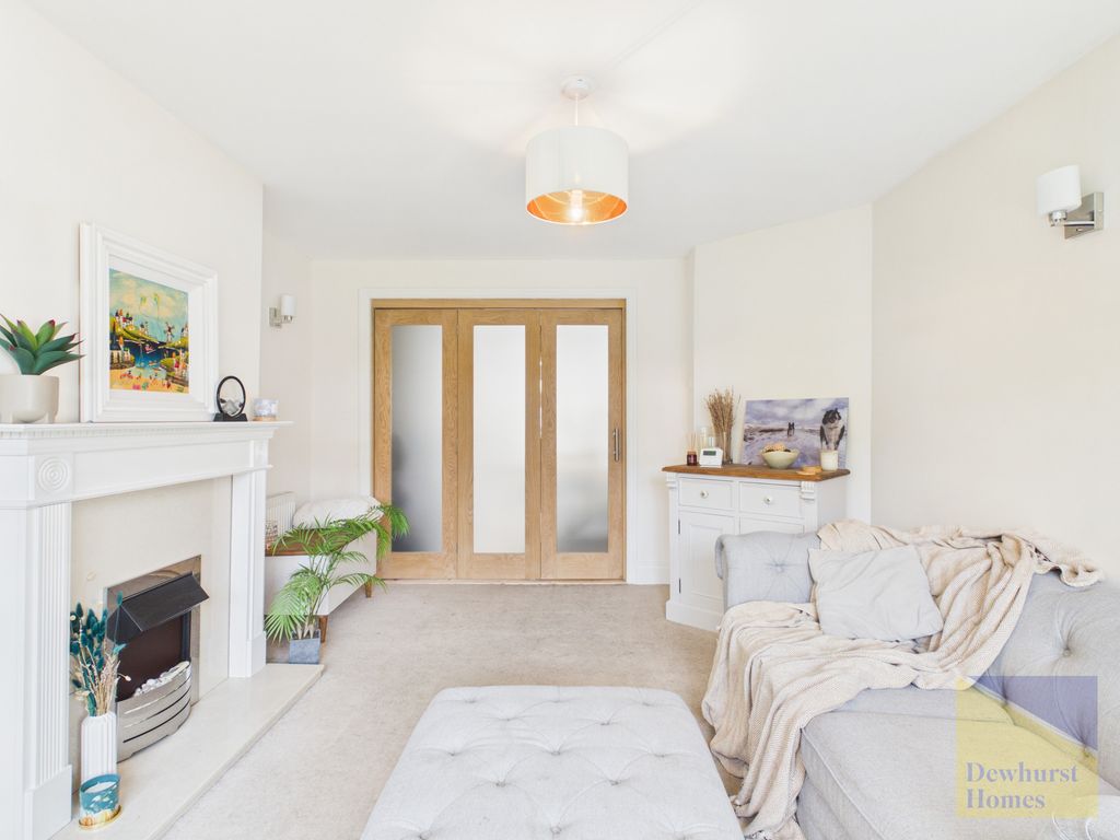 Property photo 2 of 26