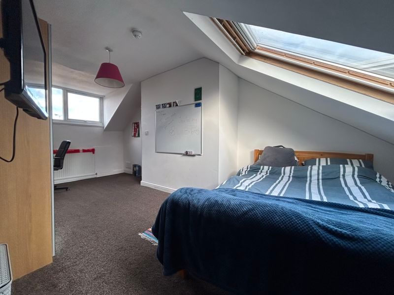 Property photo 2 of 9 Photo 14