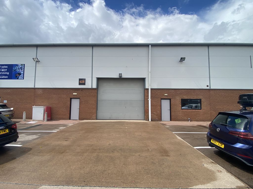 Property photo 1 of 2 Modern Industrial/Warehouse Unit