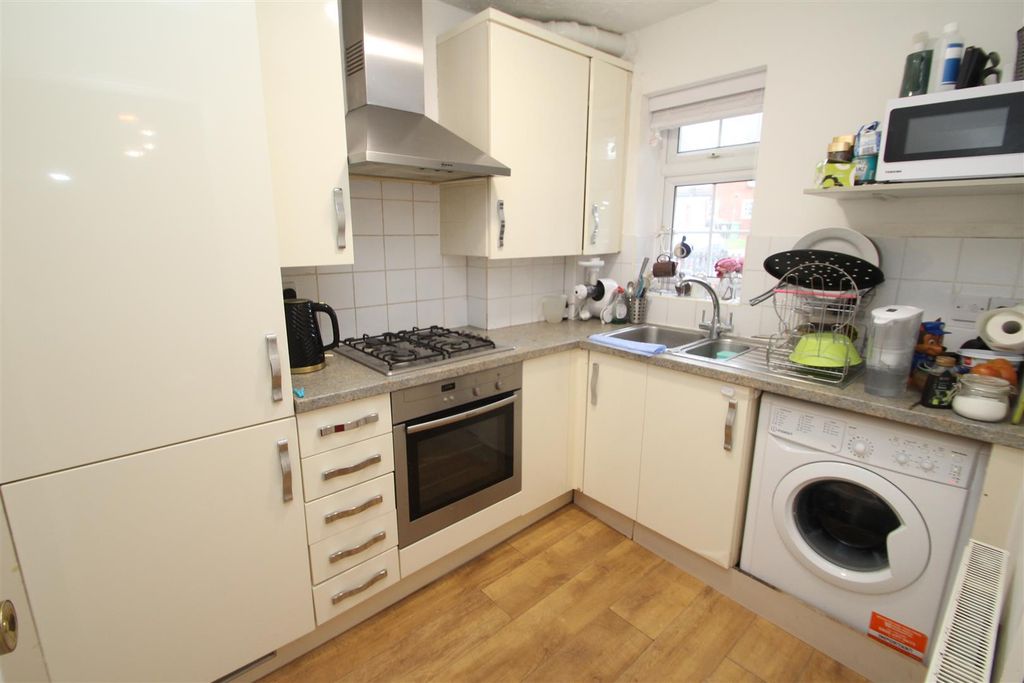Property photo 2 of 6 Img_9922.Jpg
