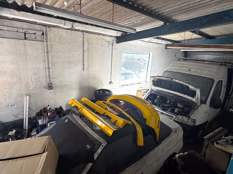 Property photo 3 of 9 Photo 5