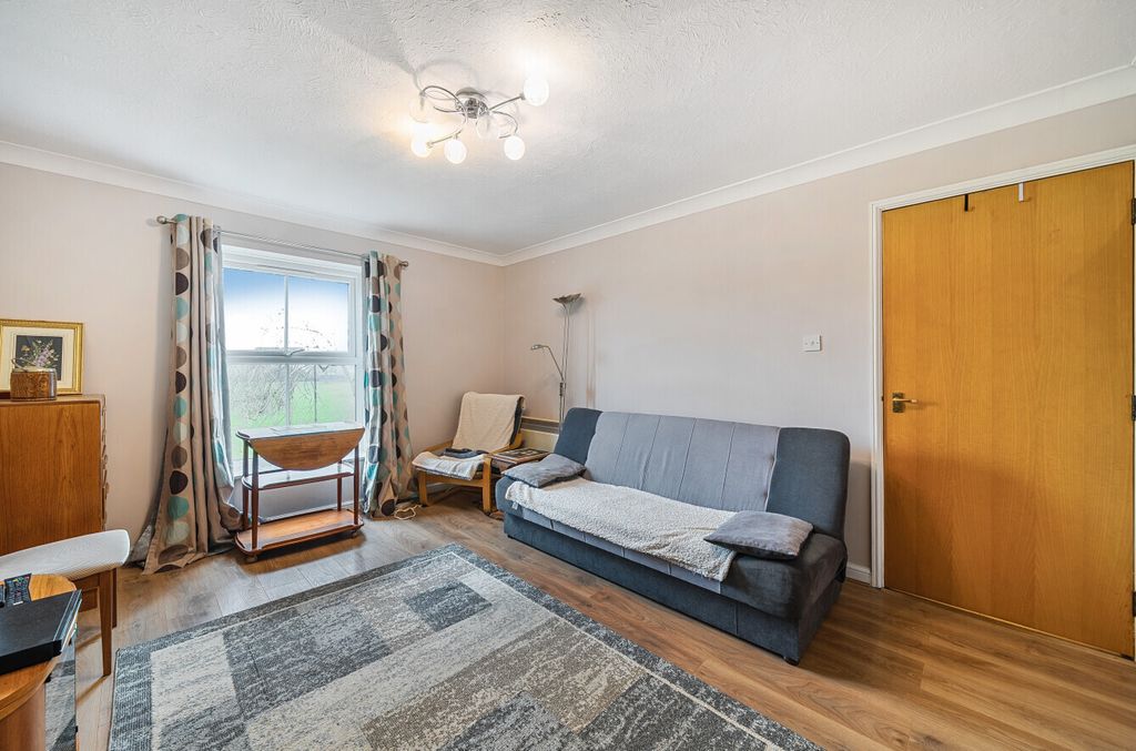 Property photo 3 of 14 Picture No. 10