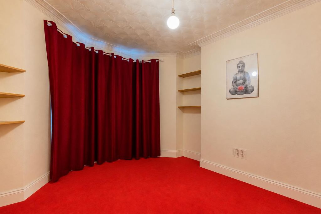 Property photo 2 of 13 0A434173-76B1-4c3B-Ad46-65Bb55B236Bf.Png