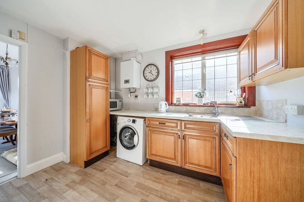 Property photo 2 of 22 Kitchen
