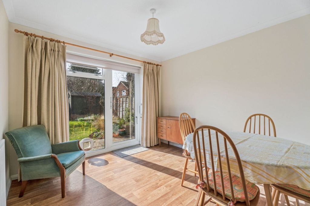 Property photo 3 of 24