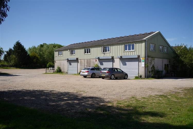Property photo 1 of 3