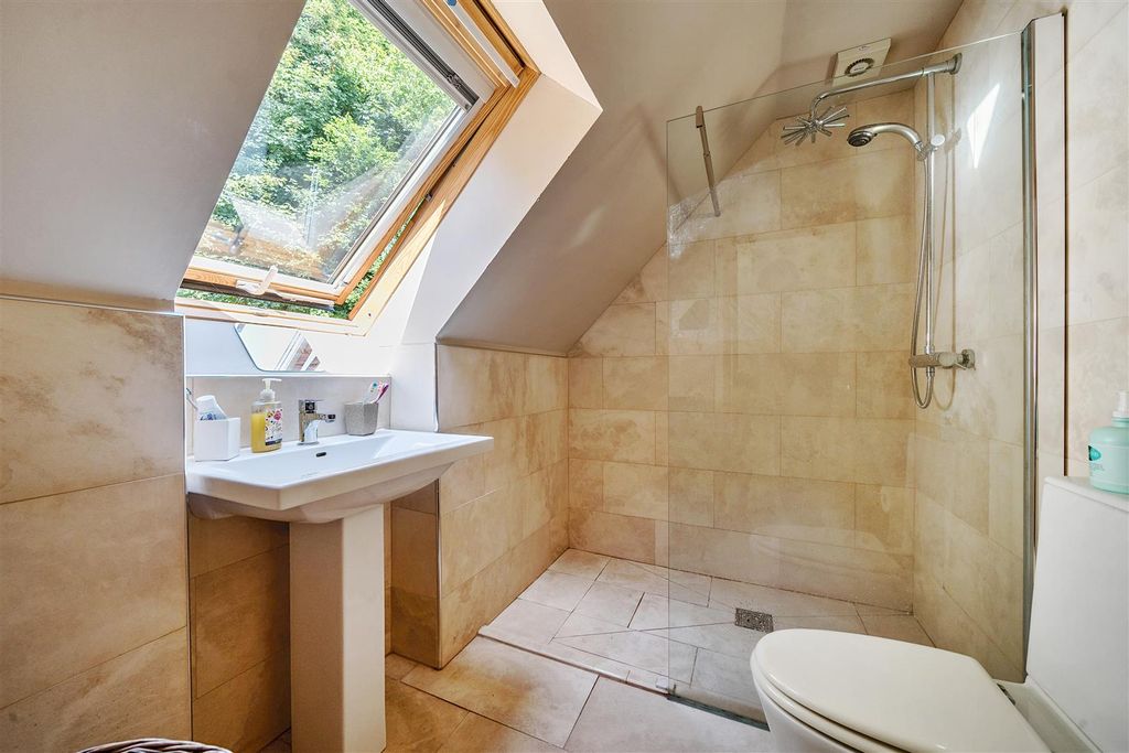 Additional image 17 of 4 bed detached house for saleYr Allt, Llangennech, Llanelli SA14