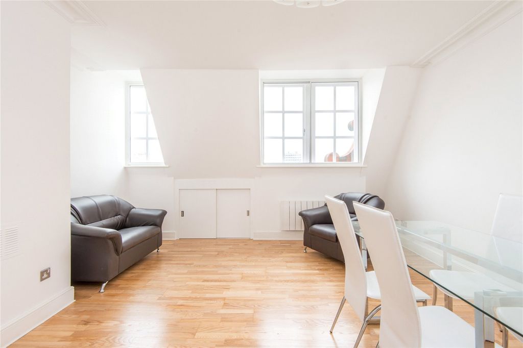 Property photo 2 of 16 Picture No. 34