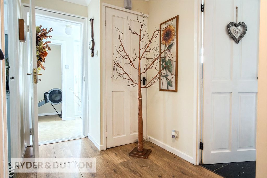 Property photo 2 of 19 Hall