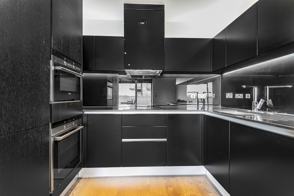 Property photo 3 of 12 803626 (4)