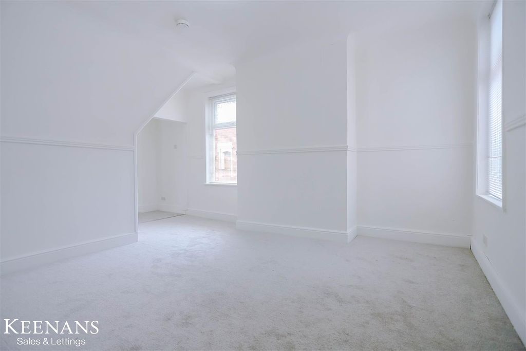 Property photo 2 of 34 Img_2249.Jpg