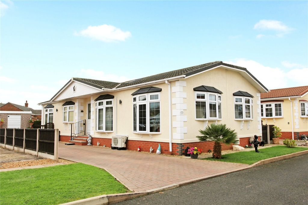 Property photo 1 of 22 Picture No. 27