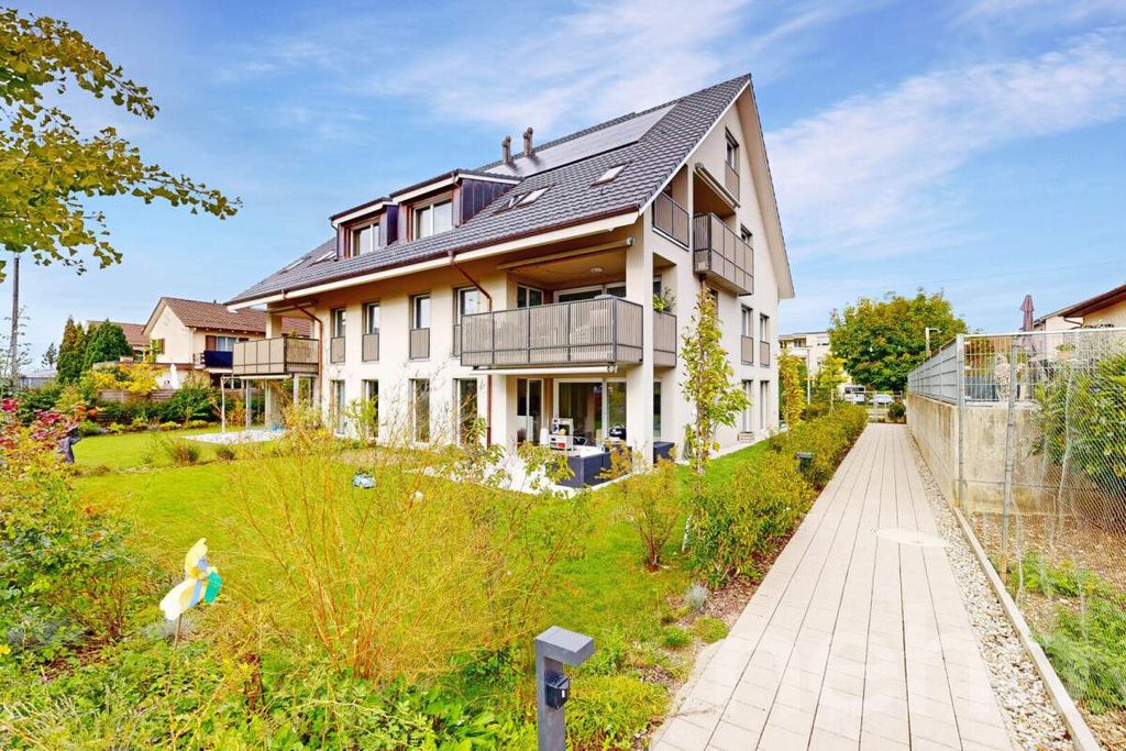 Property photo 3 of 11