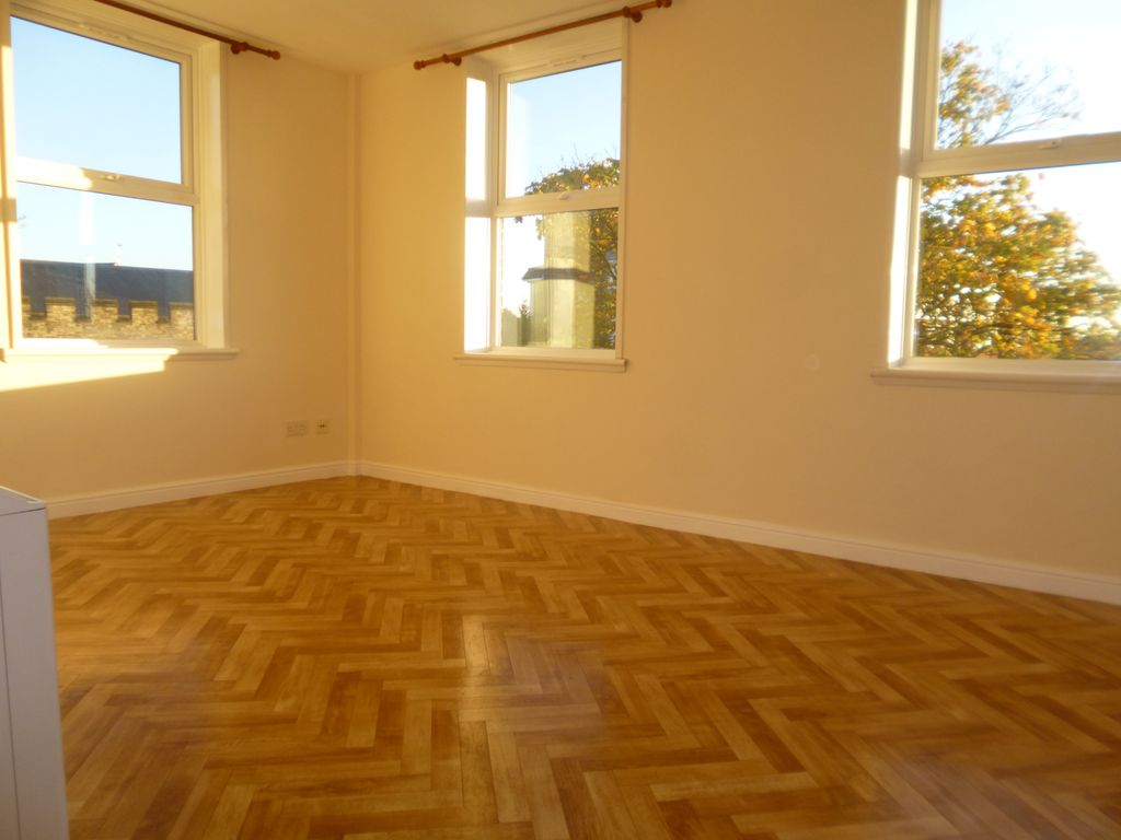 Property photo 2 of 8 Gallery