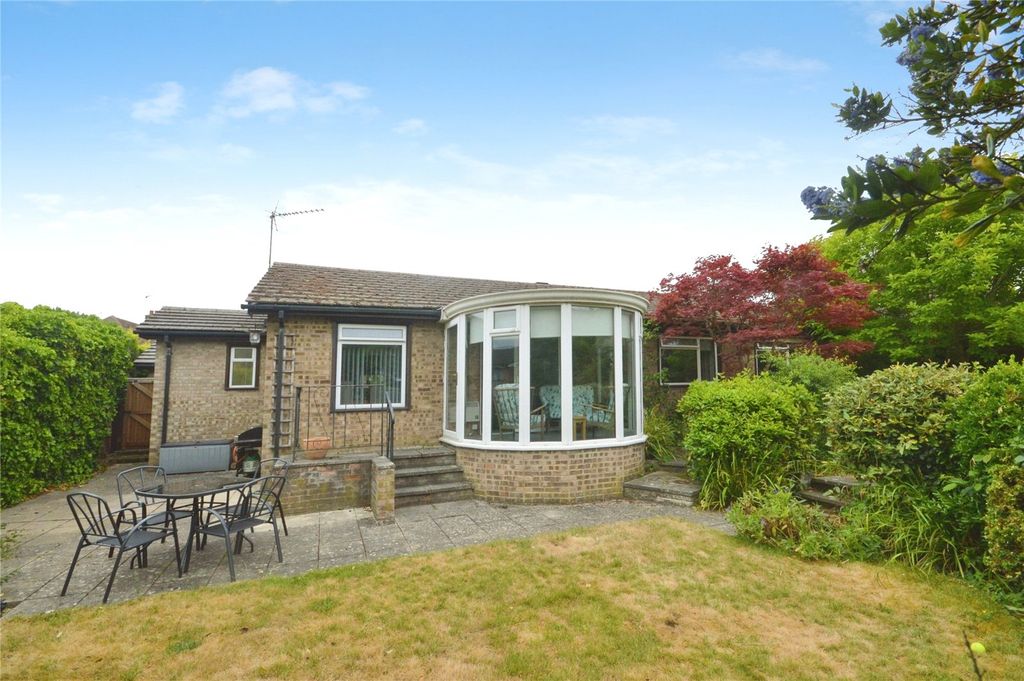 Property photo 1 of 17 Picture No. 12