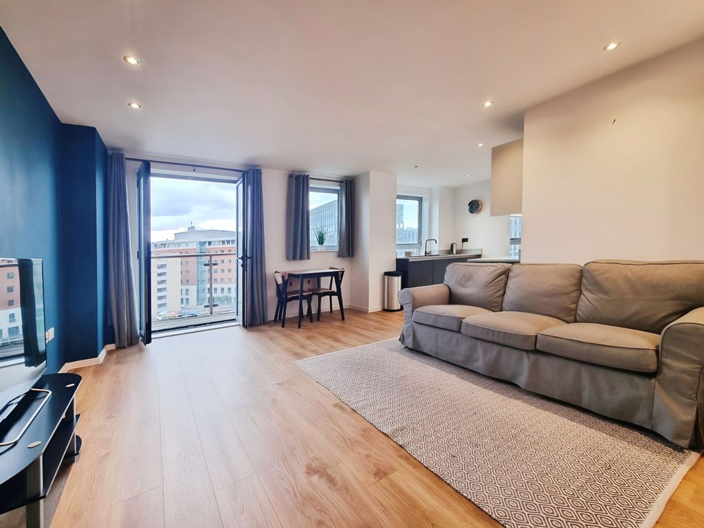 Property photo 1 of 11