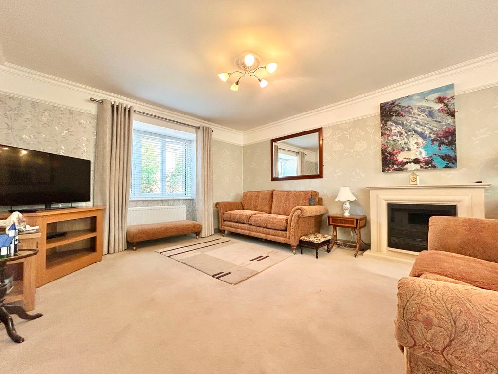 Property photo 3 of 29