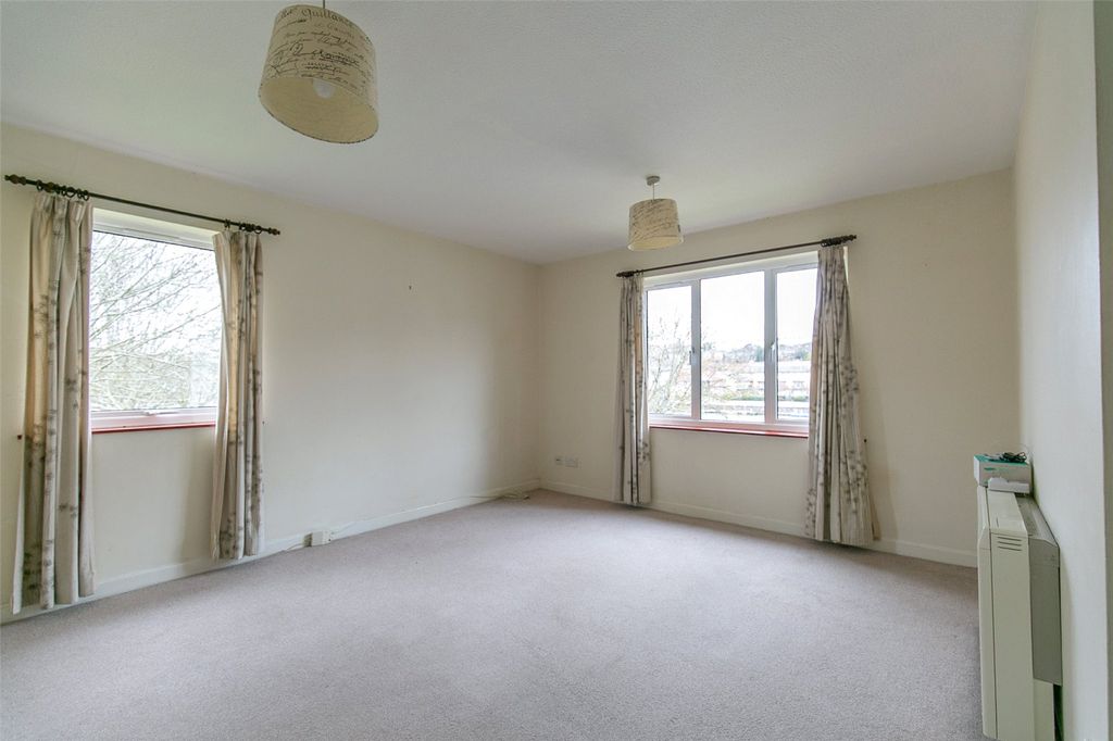 Property photo 3 of 12 Picture No. 04