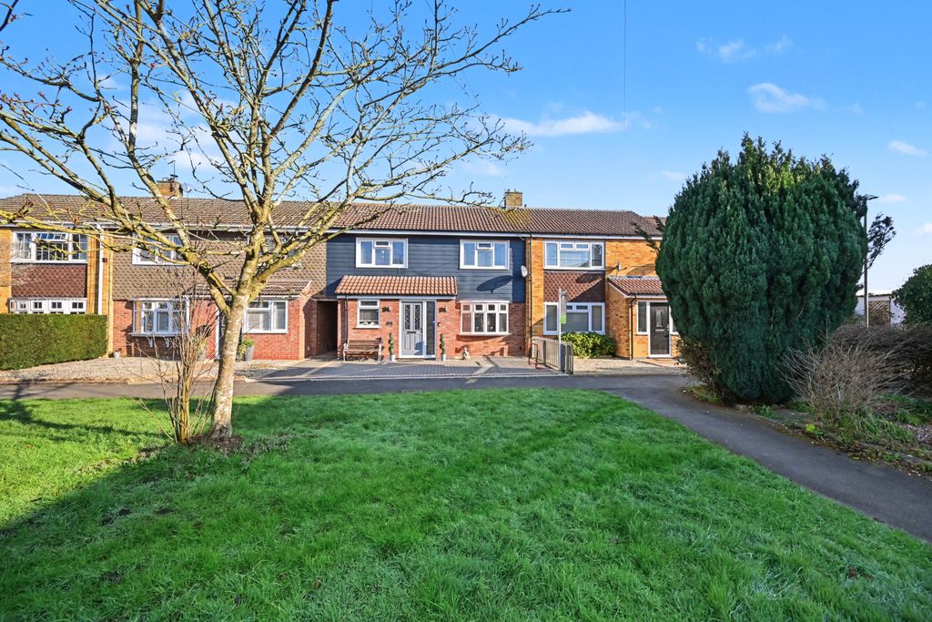 Property photo 1 of 23