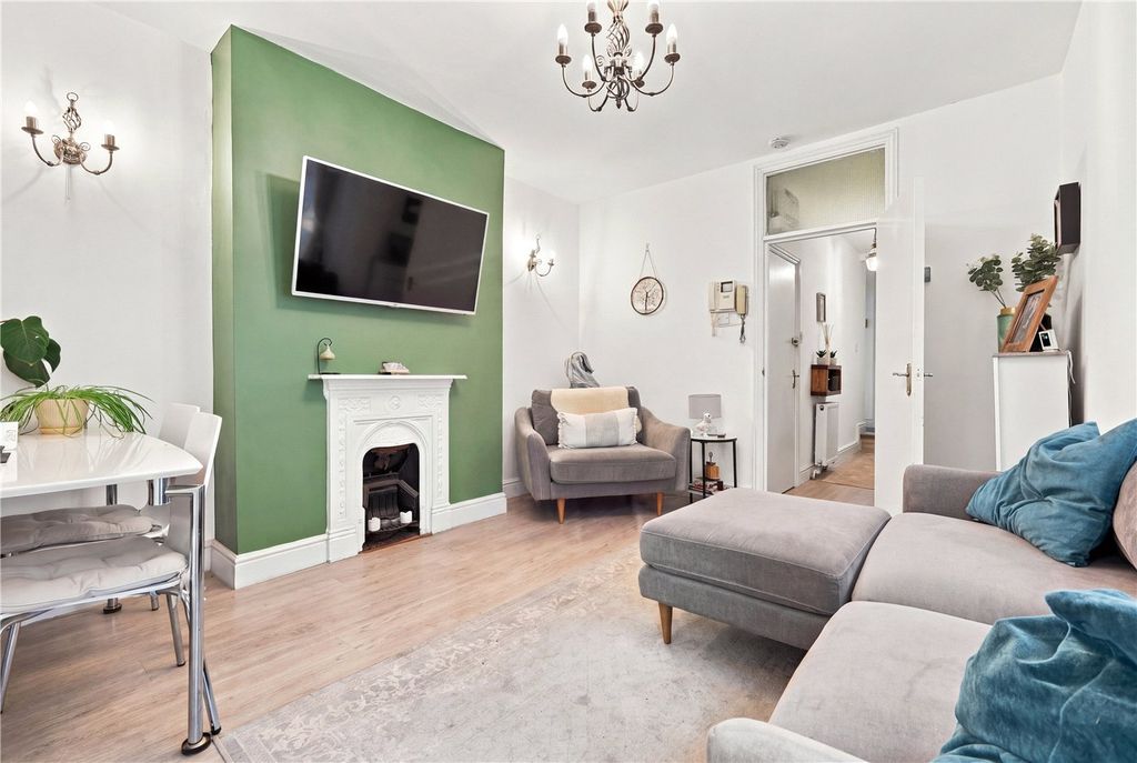 Property photo 1 of 11 Picture No. 05