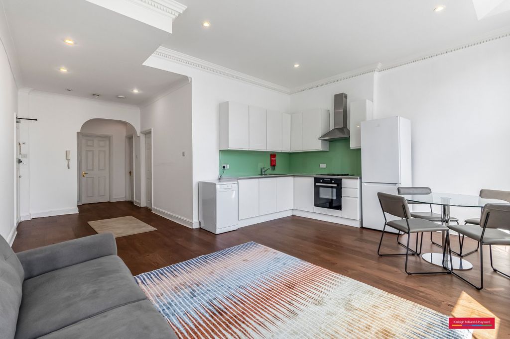 Property photo 1 of 11 Open Plan Living