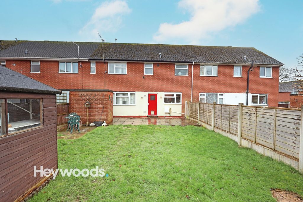Property photo 2 of 27