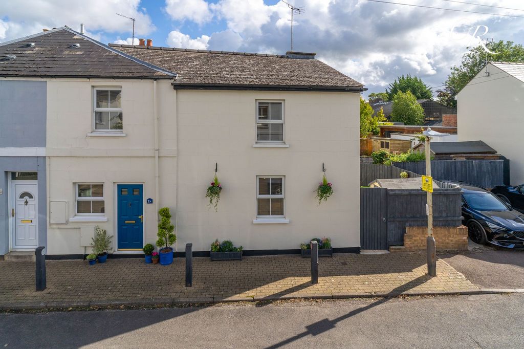 Property photo 1 of 14