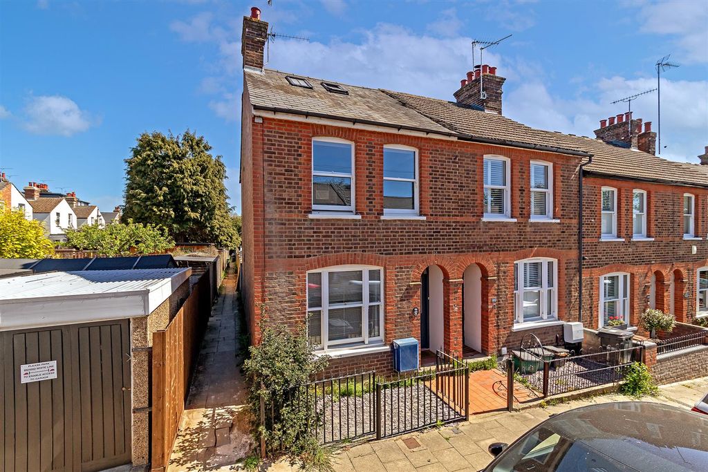 Property photo 2 of 20 48Follyave-8.Jpg